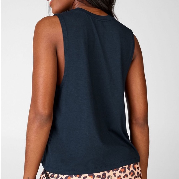Fabletics NWOT Jade Muscle Tank Small - Picture 2 of 7